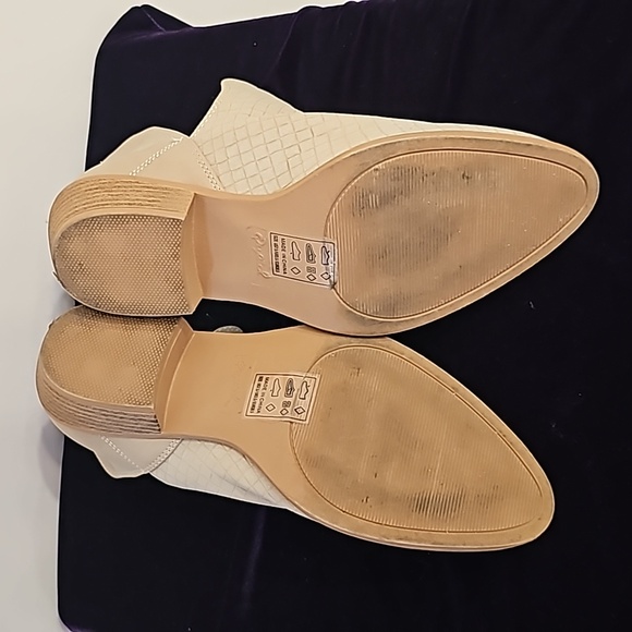 Nude booties - Picture 3 of 6